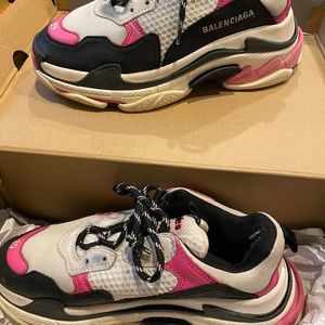 Balenciaga triple s 39